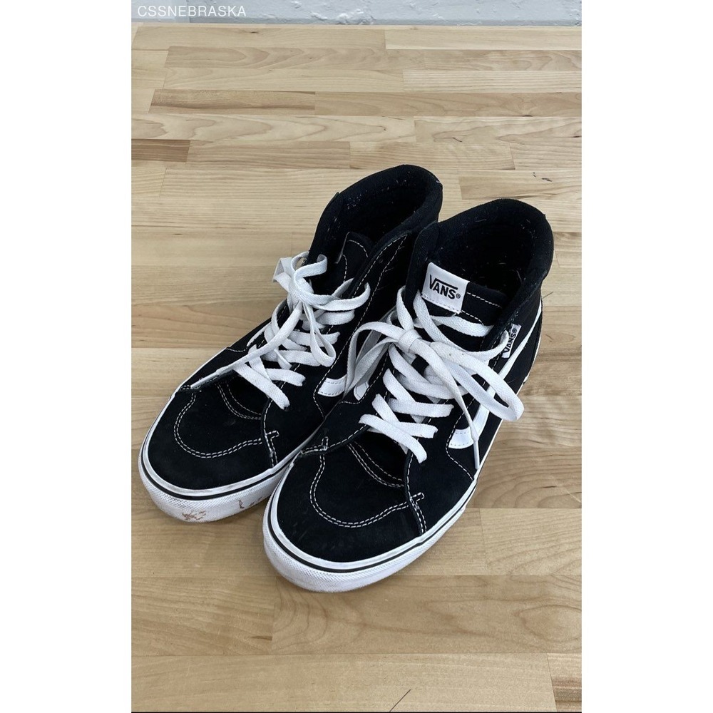 VANS Black Classic High Top Suede Skateboard Youth Shoes Sneakers - Size 6